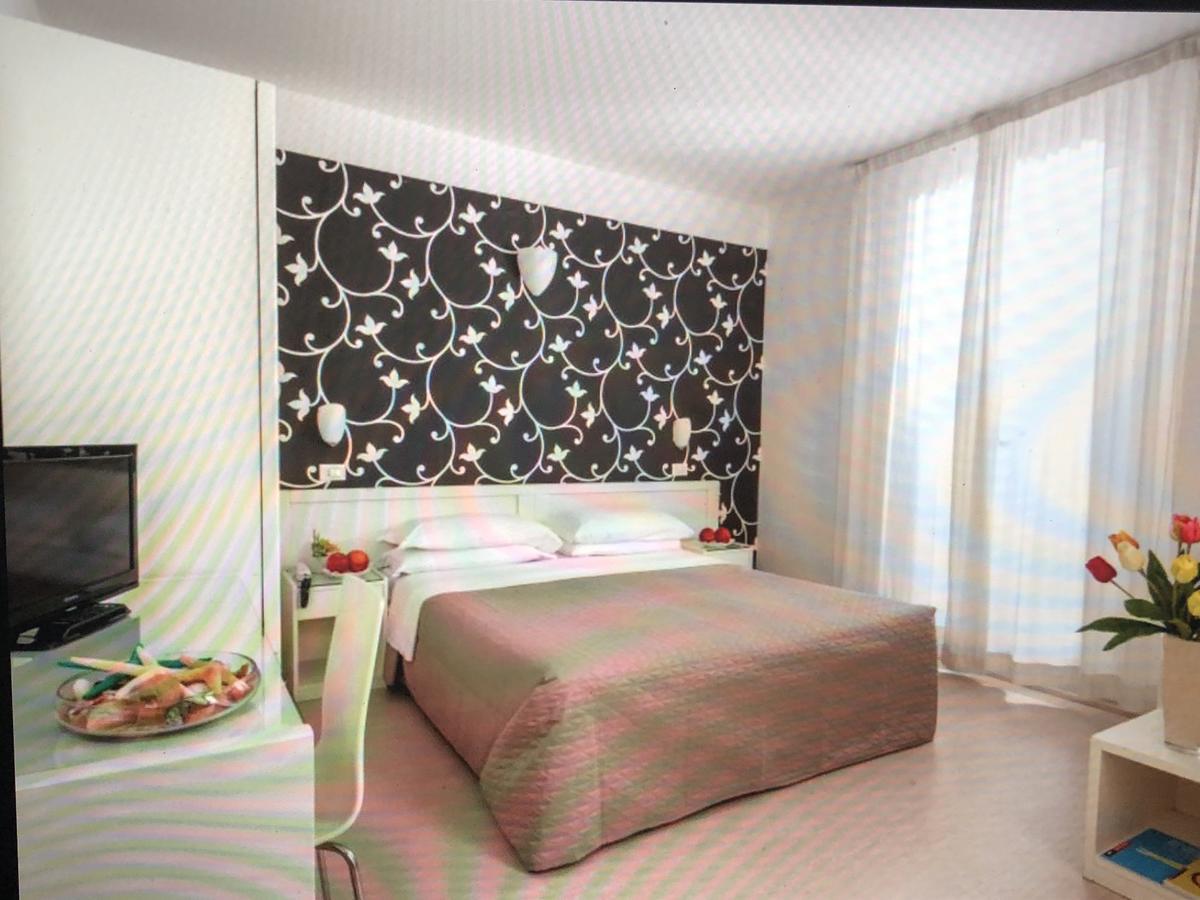 Hotel Stella Polare Rimini Ngoại thất bức ảnh