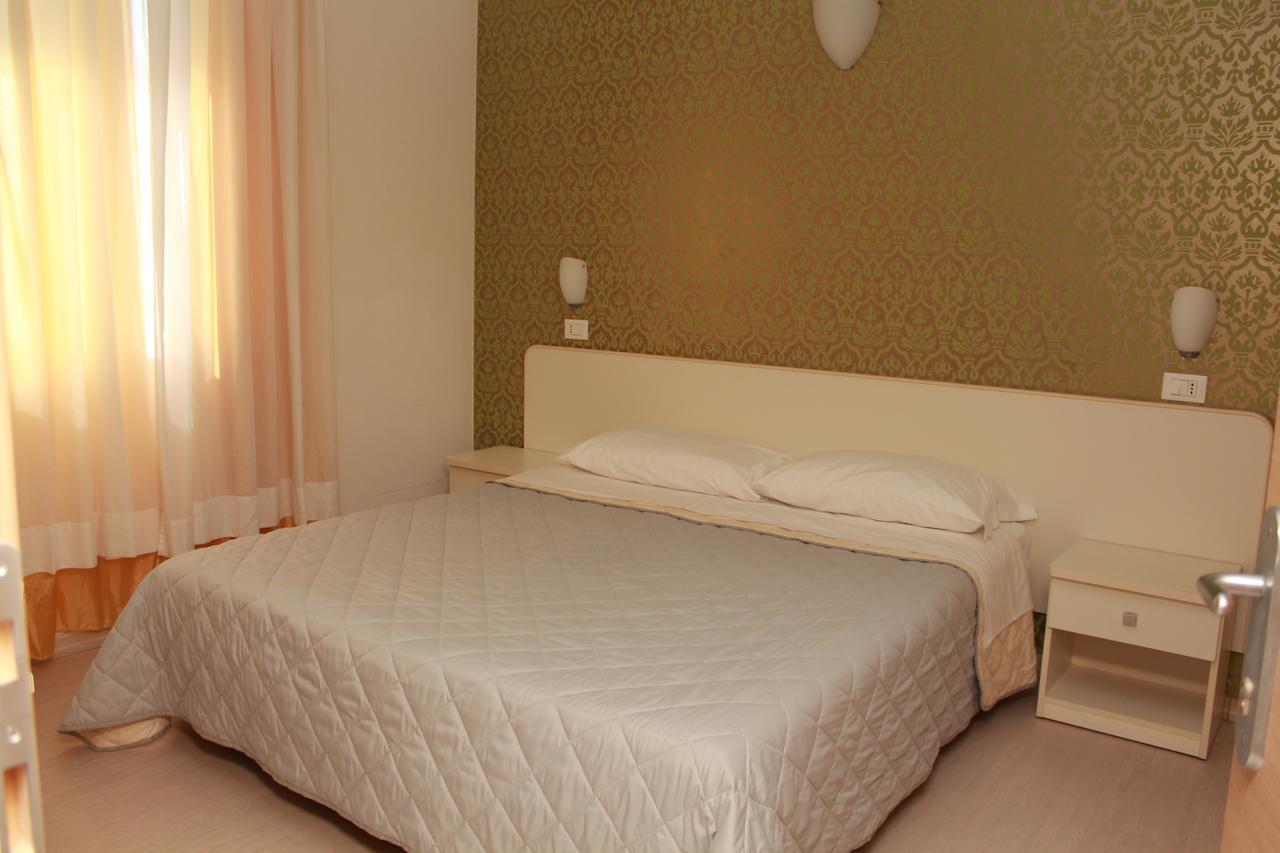Hotel Stella Polare Rimini Ngoại thất bức ảnh