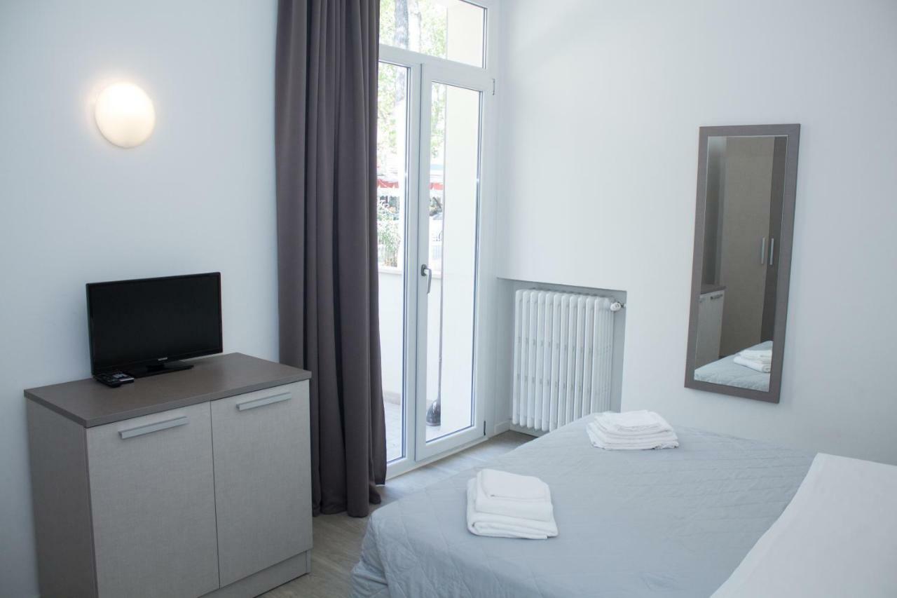 Hotel Stella Polare Rimini Ngoại thất bức ảnh
