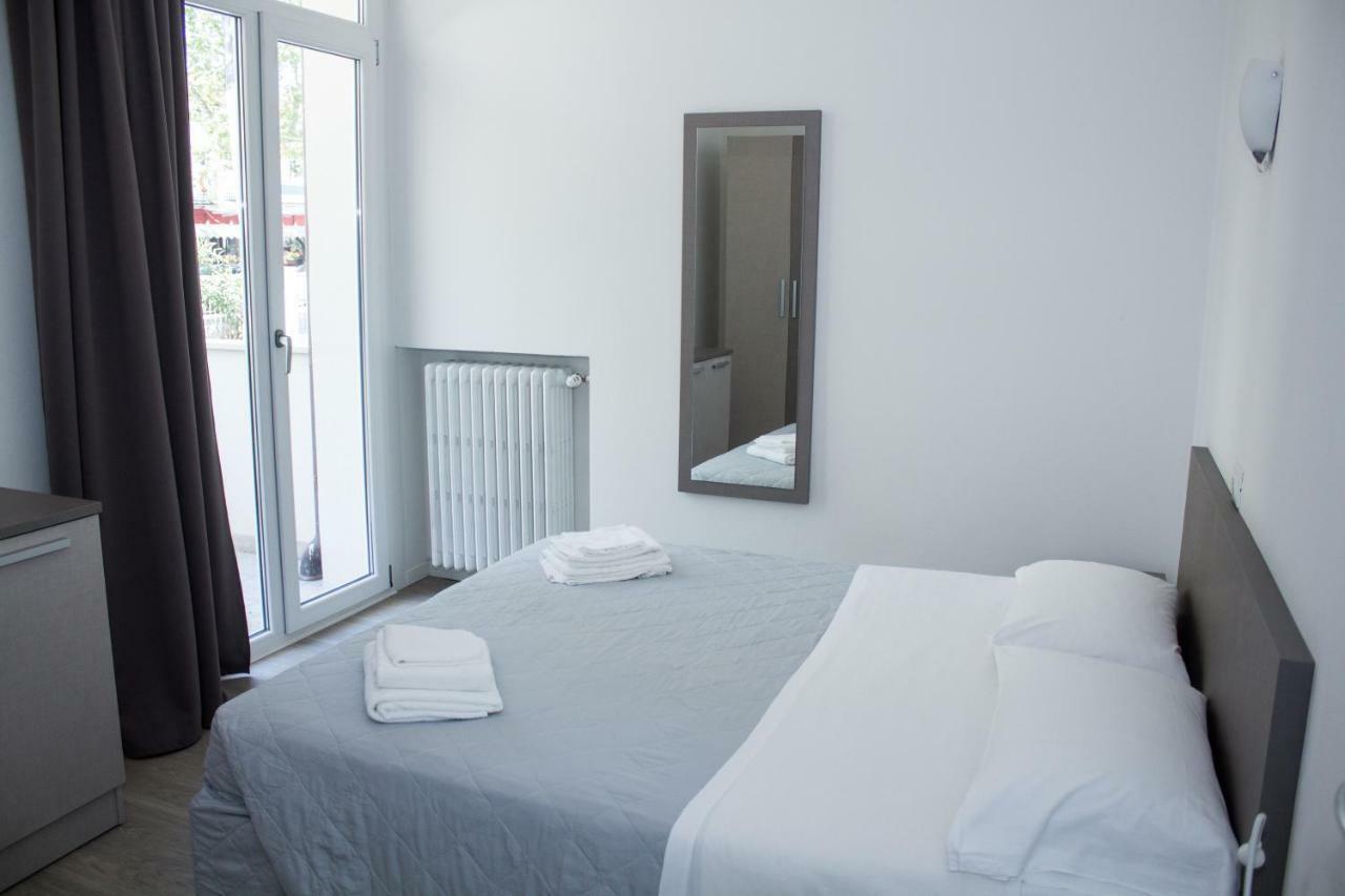 Hotel Stella Polare Rimini Ngoại thất bức ảnh