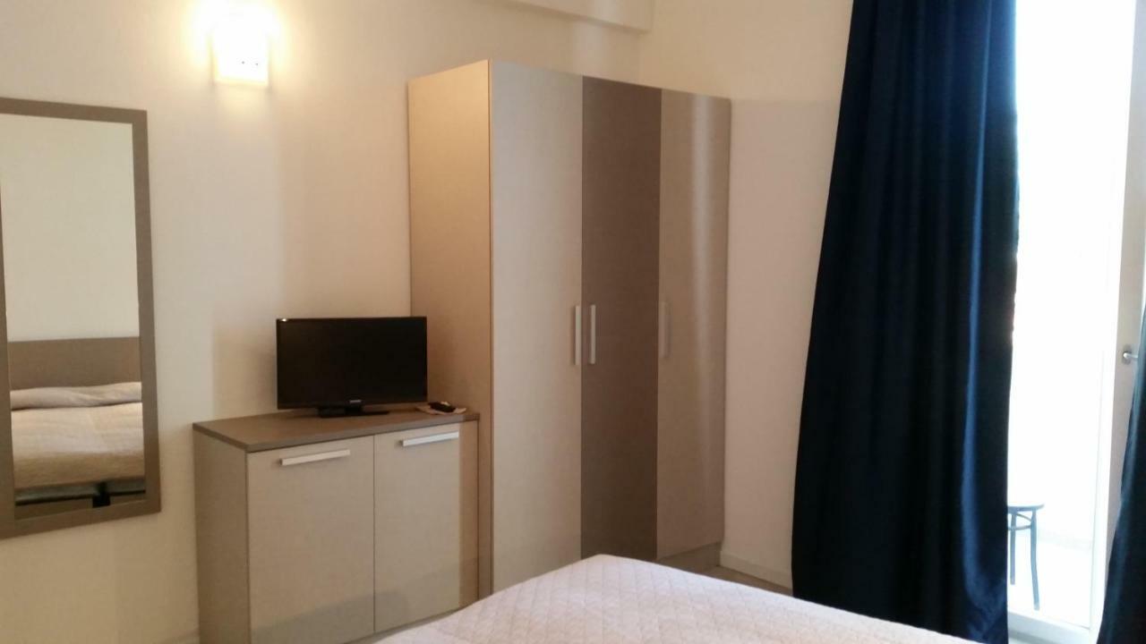 Hotel Stella Polare Rimini Ngoại thất bức ảnh