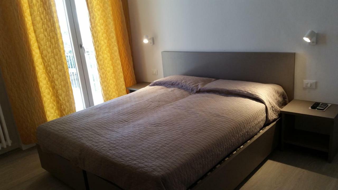 Hotel Stella Polare Rimini Ngoại thất bức ảnh